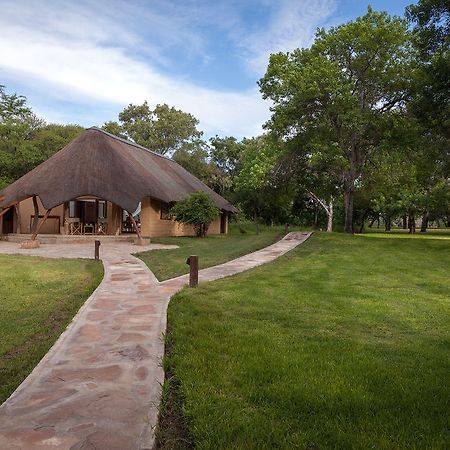 Tuli Safari Lodge Lentswelemoriti Exterior foto